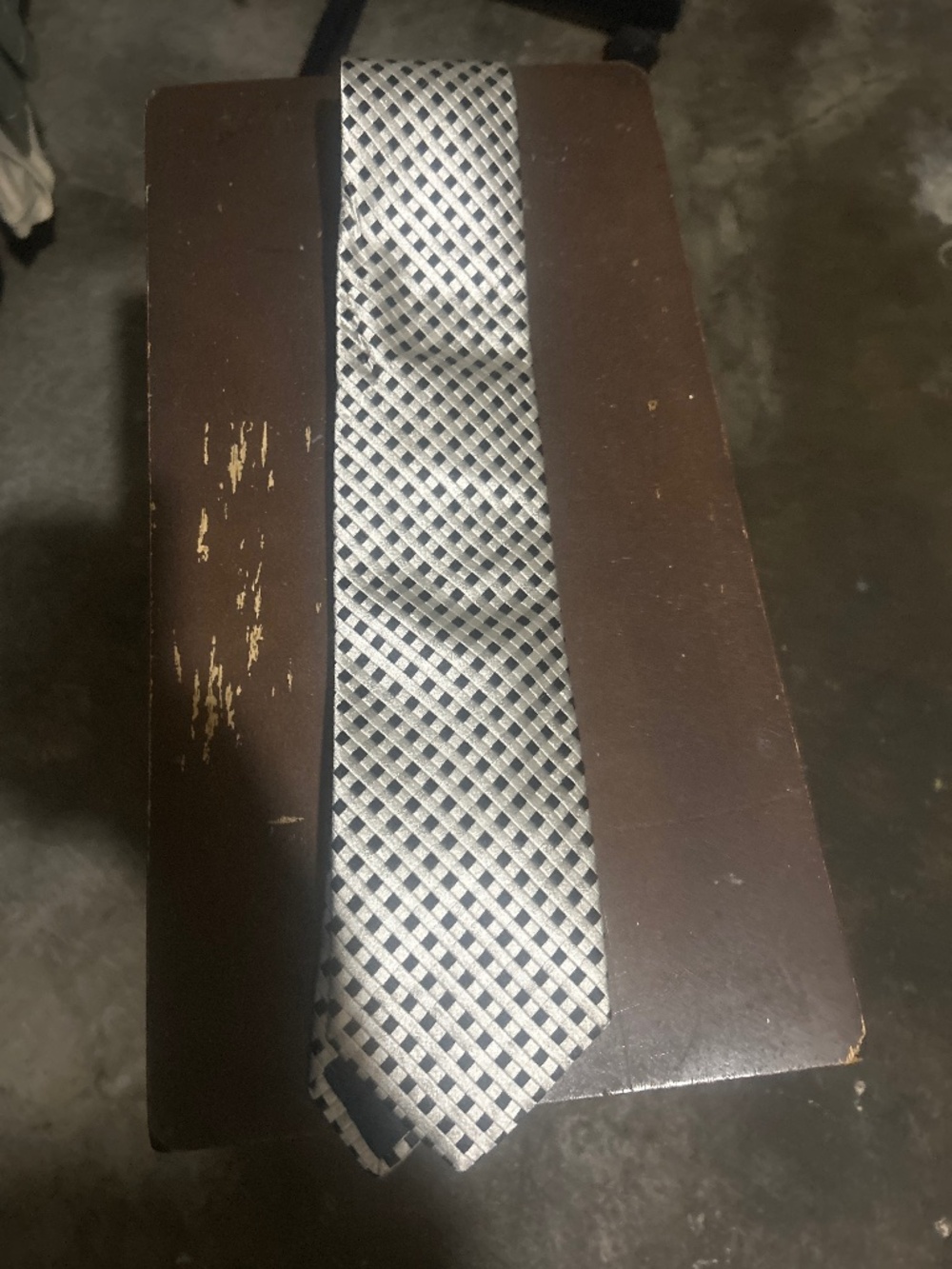 Andrew’s Ties Silver/Black checkered
